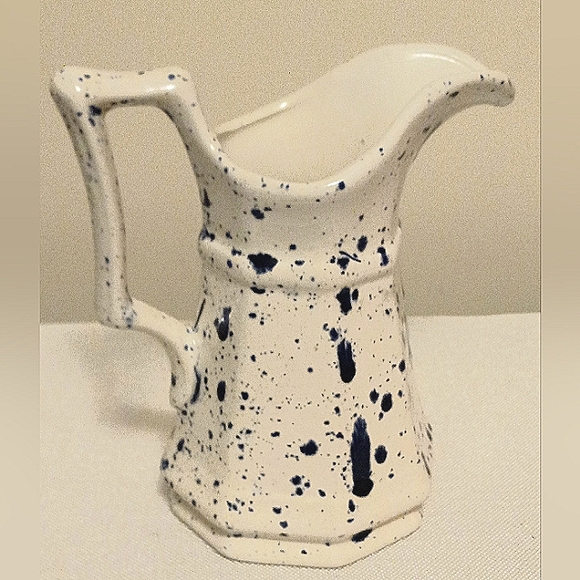 Vtg Handpainted White With Cobalt Splatterware Glazed Pitcher - Picture 3 of 5